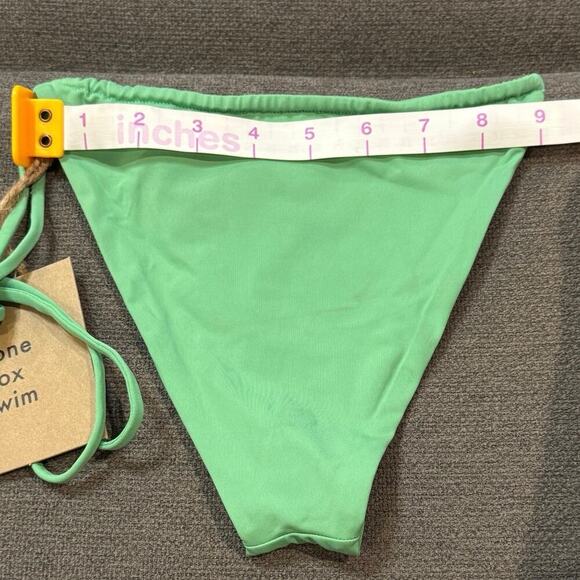 NWT Stone Fox Size Medium Women RIVER BOTTOM in Green Revolve Solid Color - Picture 5 of 5